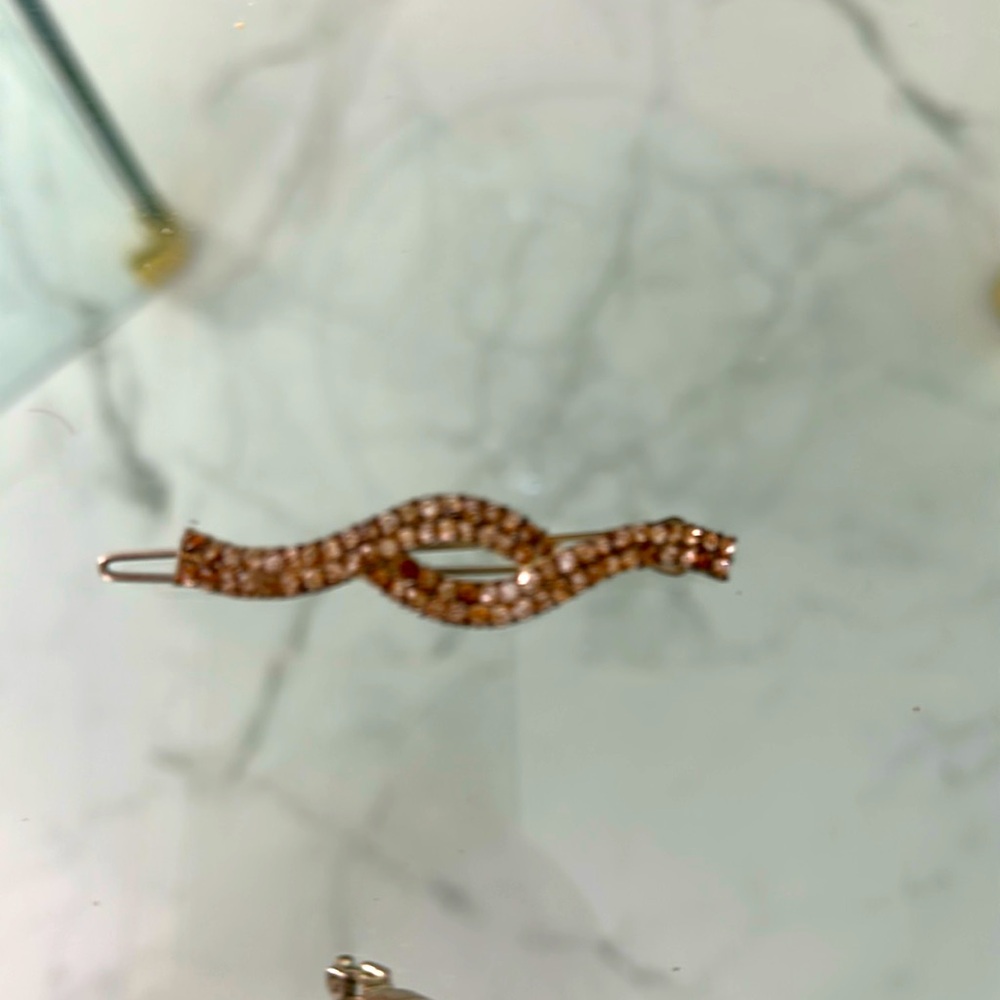 Diamond hair clip